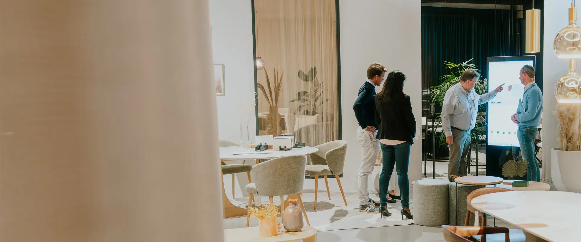 Case Castle line door Opticor